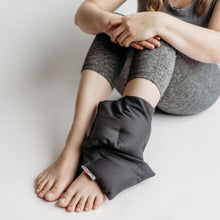 Load image into Gallery viewer, Lavayoo ICE Wrap | Lava Sand Filled Weighted Cooling Pad