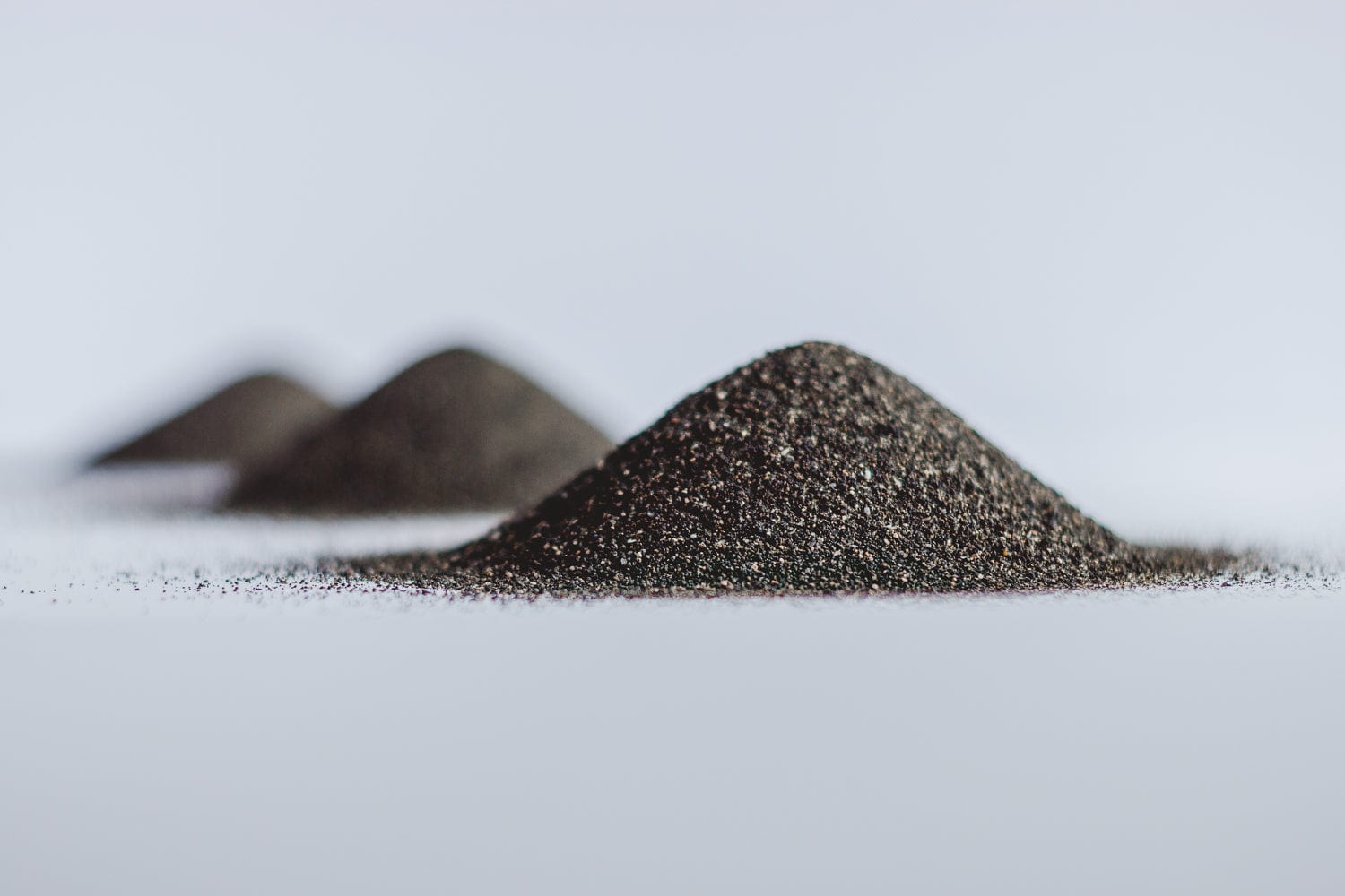 40 lbs Lavayoo Lava Sand (Washed, Dried, Sanitized, Sifted) Ready For DIY Heating and Ice Pads, Aquariums, Crafts and More