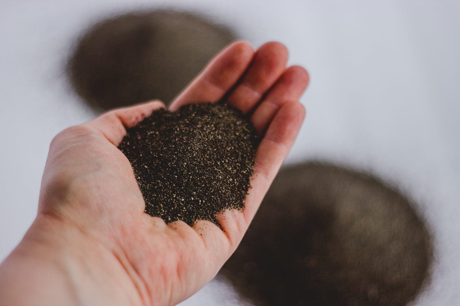 40 lbs Lavayoo Lava Sand (Washed, Dried, Sanitized, Sifted) Ready For DIY Heating and Ice Pads, Aquariums, Crafts and More